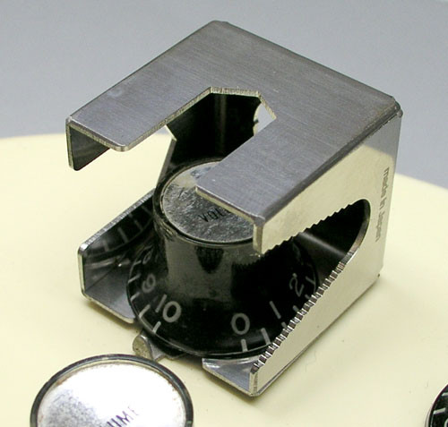 Guitar Nut Cube