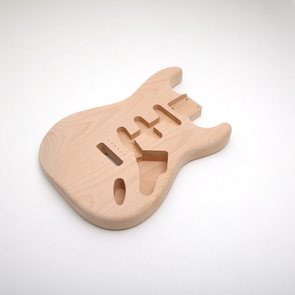 Rockinger Vintage Deluxe Body für Strat, '69 Shaping, Erle